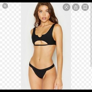 Frankie’s Bikinis Cole set